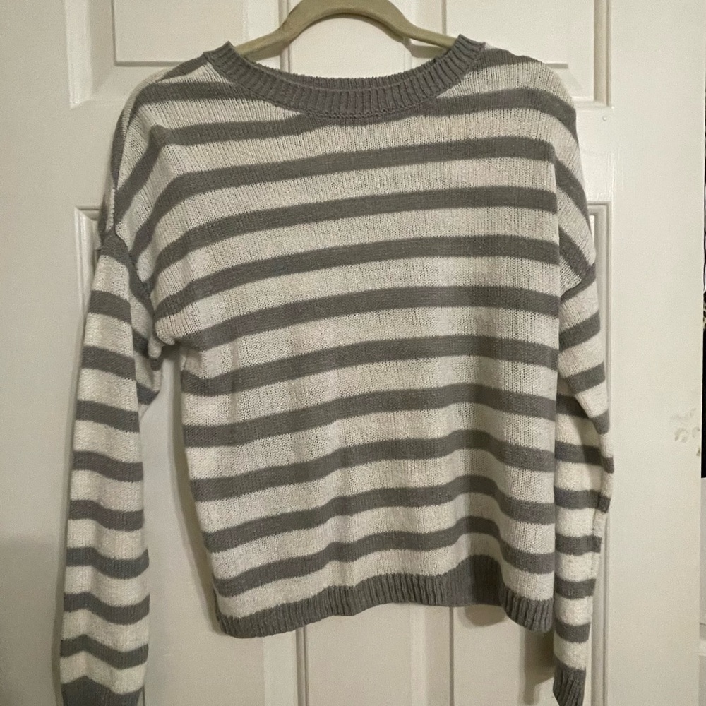 Thin Breathable Grey & White Striped Sweater